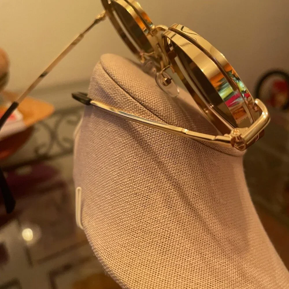 Isla Undercover Sunglasses - Picture 3 of 5